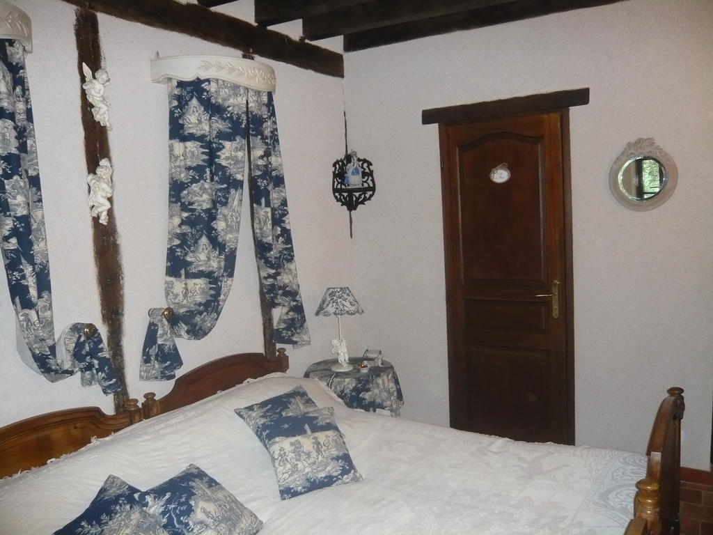 La Petite Ferme Bed & Breakfast Vouzeron ห้อง รูปภาพ